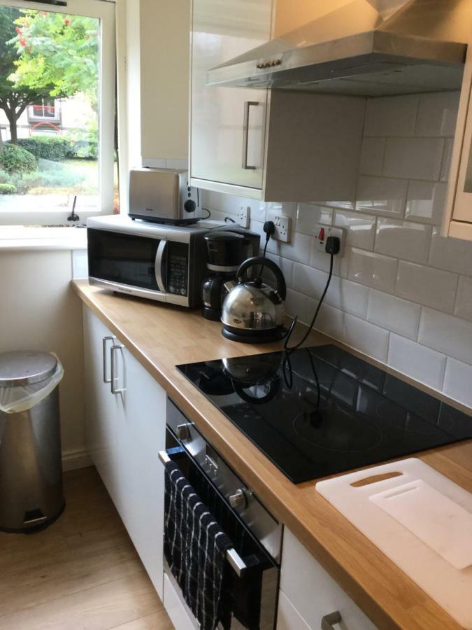 غلاسغو 2 Bed City Apartment With Parking المظهر الخارجي الصورة