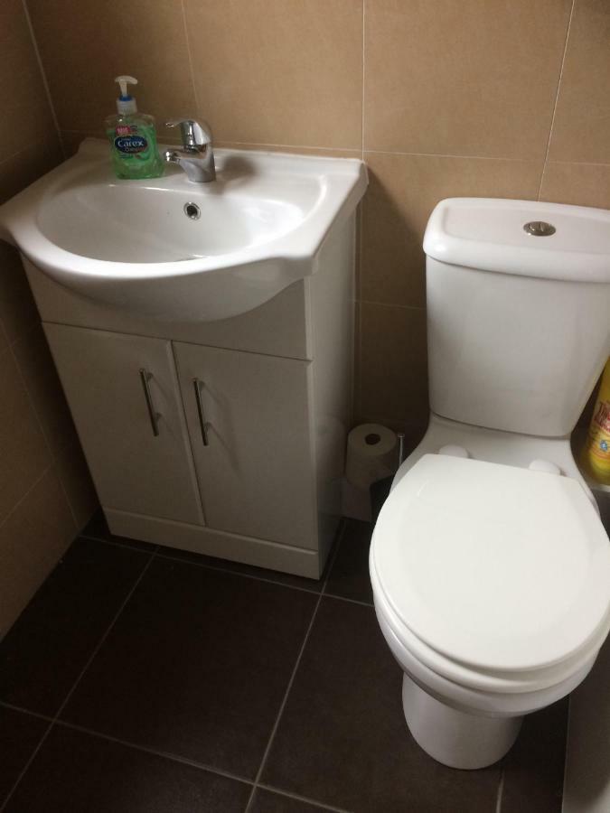 غلاسغو 2 Bed City Apartment With Parking المظهر الخارجي الصورة